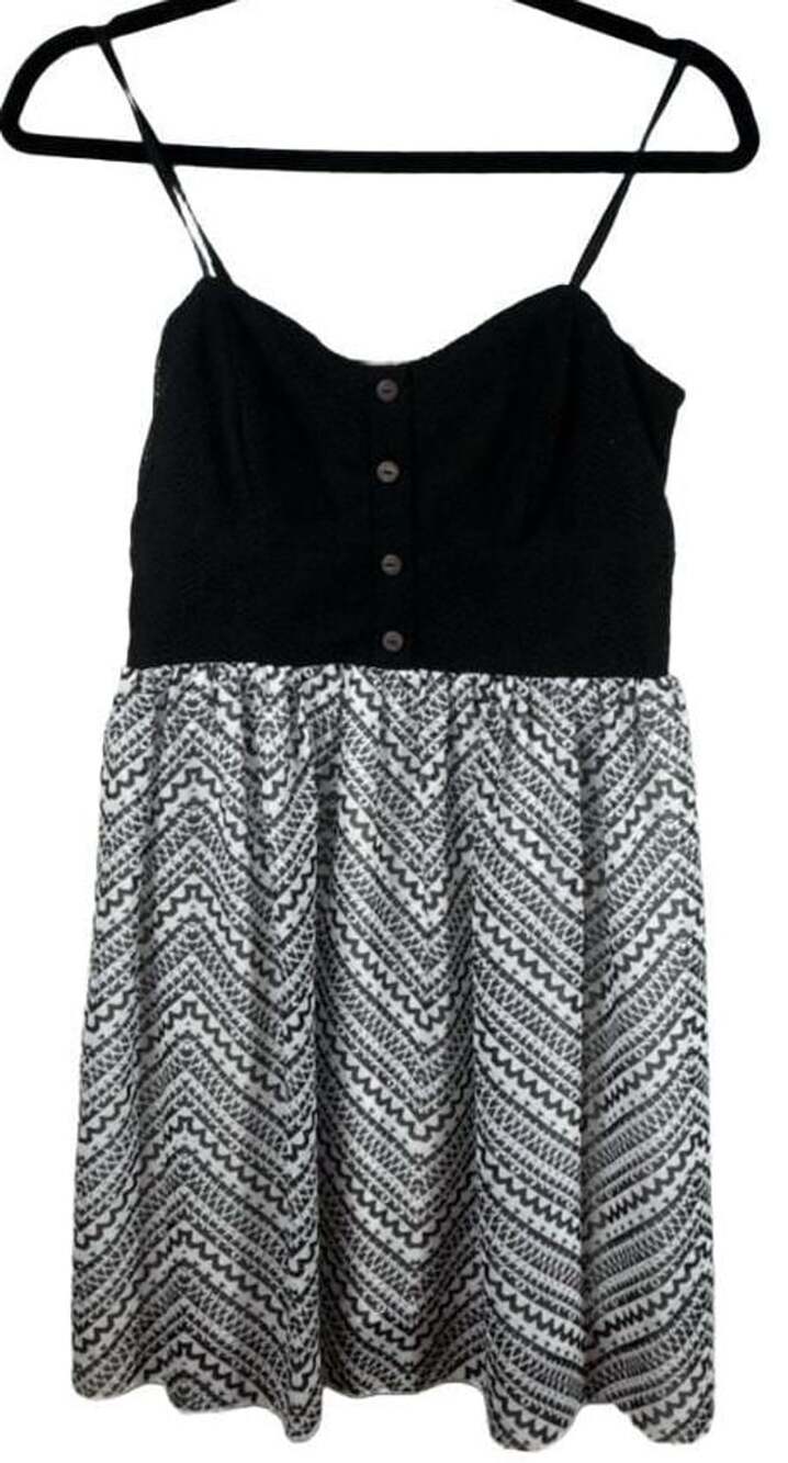 Three Pink Hearts Dress Size M Black White Pattern Sundress